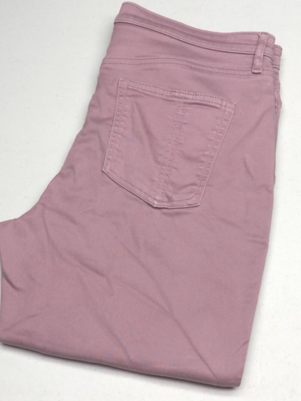 R JEANS ROSE SIGNATURE SOFT HIGH-RISE JEANS 31x22⭐️